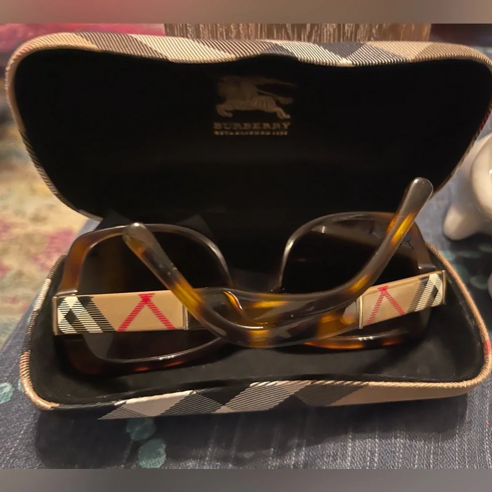 Classic glasses frames - Picture 3 of 12